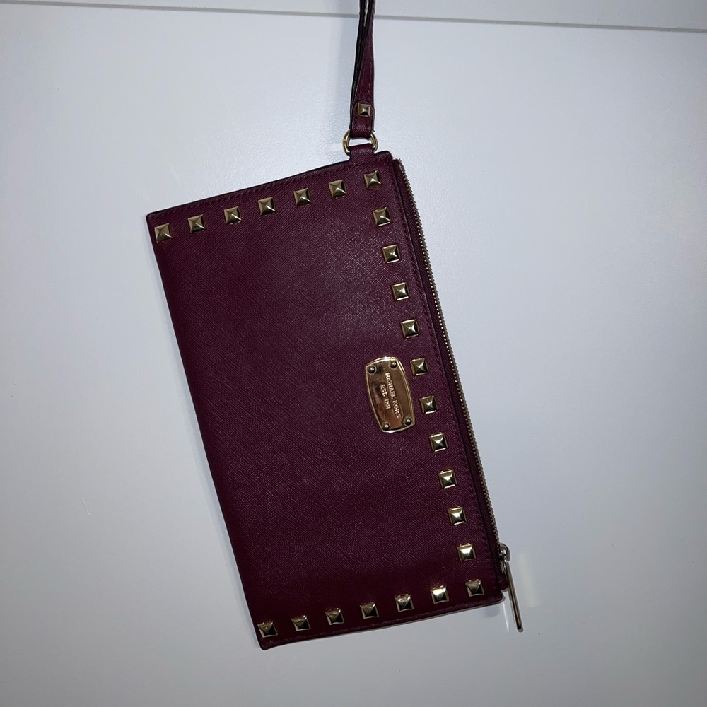 Michael Kors wristlet